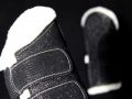 Pearl-Schabracken-Manufaktur-Dressurgamaschen-Springgamaschen-boots-Gamaschen-Glitzer-Beinschutz-Streichkappen-Schwarz-Pony-Cob-2-scaled-e1605298163643