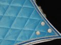 Pearl-Schabracken-Manufaktur-Dressur-Barock-Lammfell-Westernpad-Western-Working-Equitation-Wanderreitsattel-Worker-Lammfellschabracke-3-1-scaled-e1606032541198