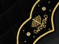 Pearl-Schabracke-Dressurschabracke-Handgefertigt-Handarbeit-Kundenwunsch-individuell-bestickt-Strass-Gold-Glitzer-Lusitano-3-scaled-e1614671503135