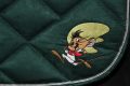 Pearl-Schabracken-Manufaktur-Barock-Barockschabracke-Dressur-Working-Equitation-Springschabracke-Bestickung-Speedy-Gonzales-Gruen-2-scaled-e1606842122847